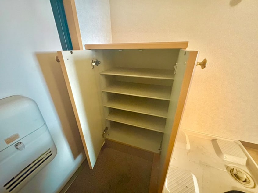 靴箱 ペニ－レインＡ棟