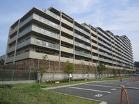ﾛｰﾚﾙｺｰﾄ豊中服部緑地（613）