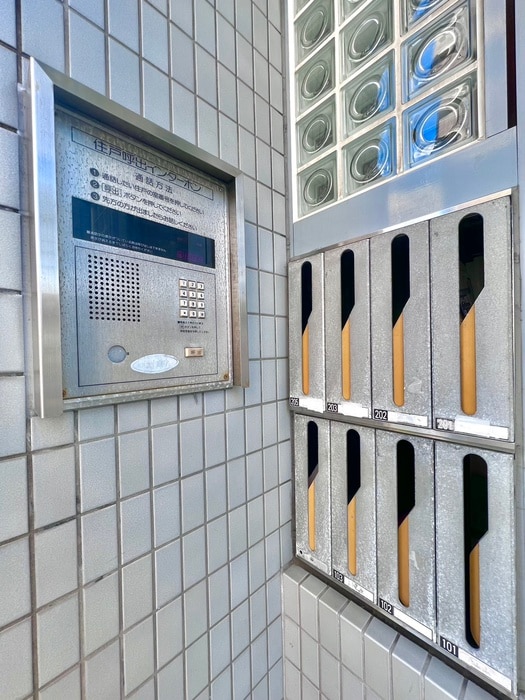 エントランス部分 クレールオオトシ