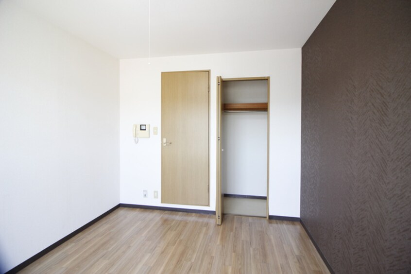 居室 ロ－タリ－マンション鴻池倶楽部