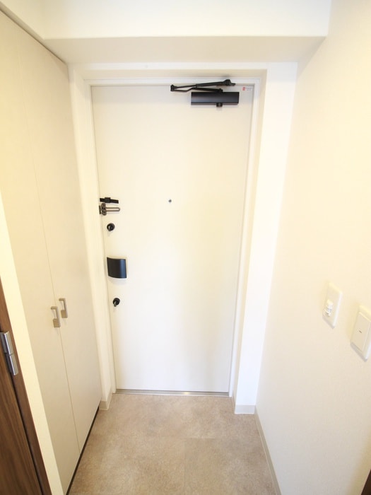 玄関 エステムコート新梅田(703)