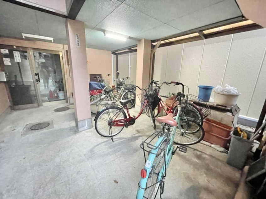 駐輪場 ルミエール南市岡