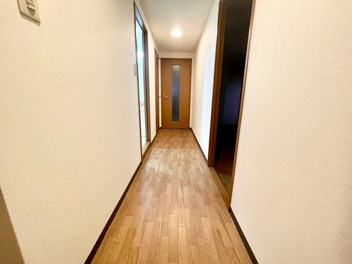 廊下 SUN ROSEN蓬川荘園