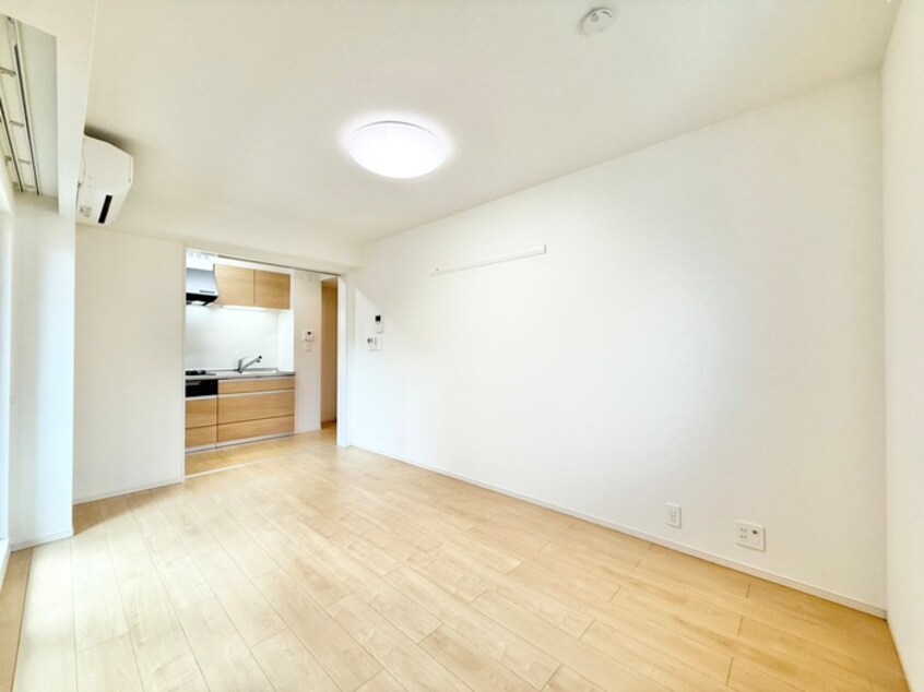 居室 ルーチェ伊勢田