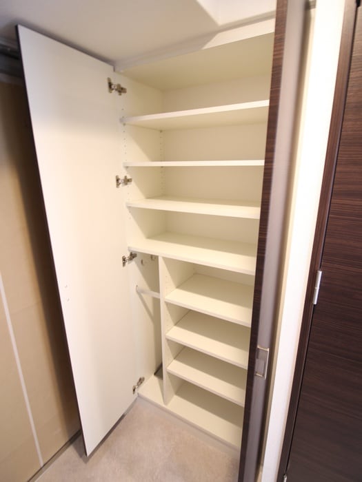 靴箱 ｴｽﾃﾑｺｰﾄ新大阪ⅩⅡｵﾙﾃｨ(202)