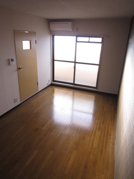 居室 ナガオカームリー