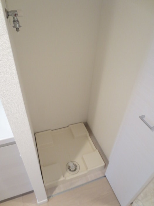 洗濯機置場 W－ＳＴＹＬＥ新大阪Ⅱ(203)