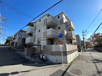 ﾓﾀﾞﾝ・ｸﾗｳﾄﾞﾚｼﾞﾃﾞﾝｽ阪大前