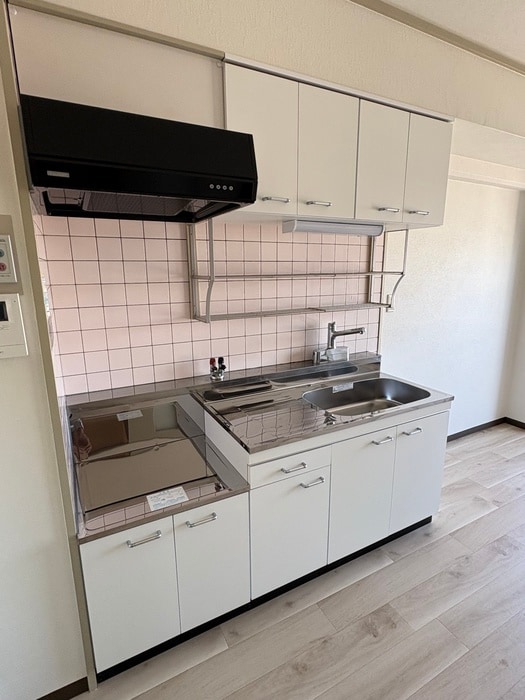 キッチン シャルム香ヶ丘