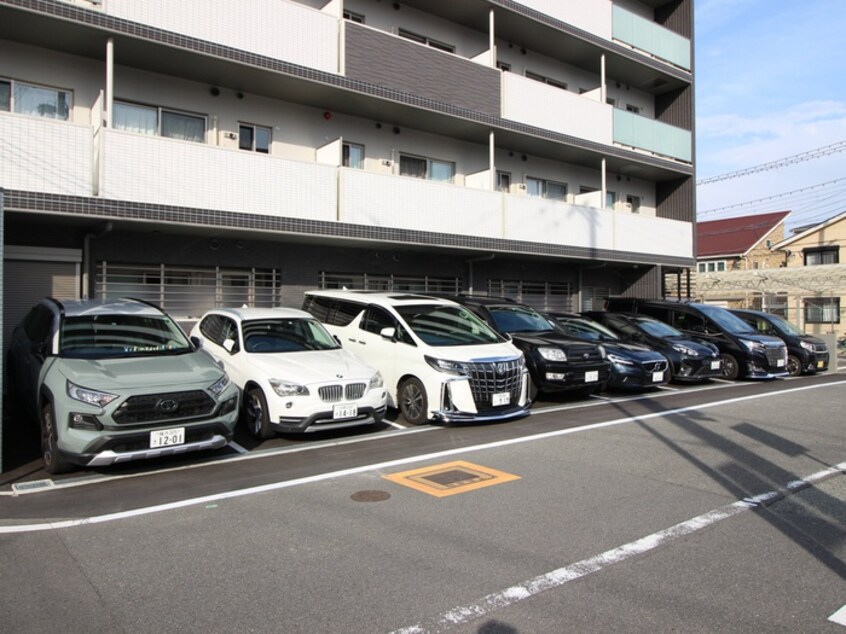 駐車場 ｱﾝﾌｨﾆⅩⅧ（18）吹田昭和町