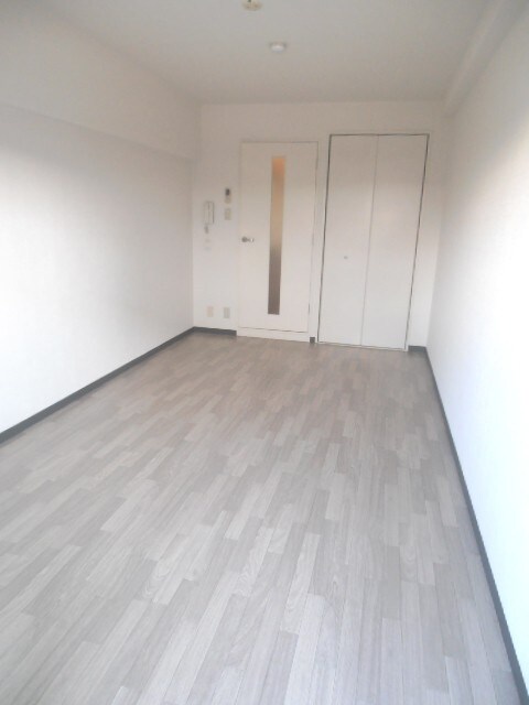 居室 カデンツァＫ