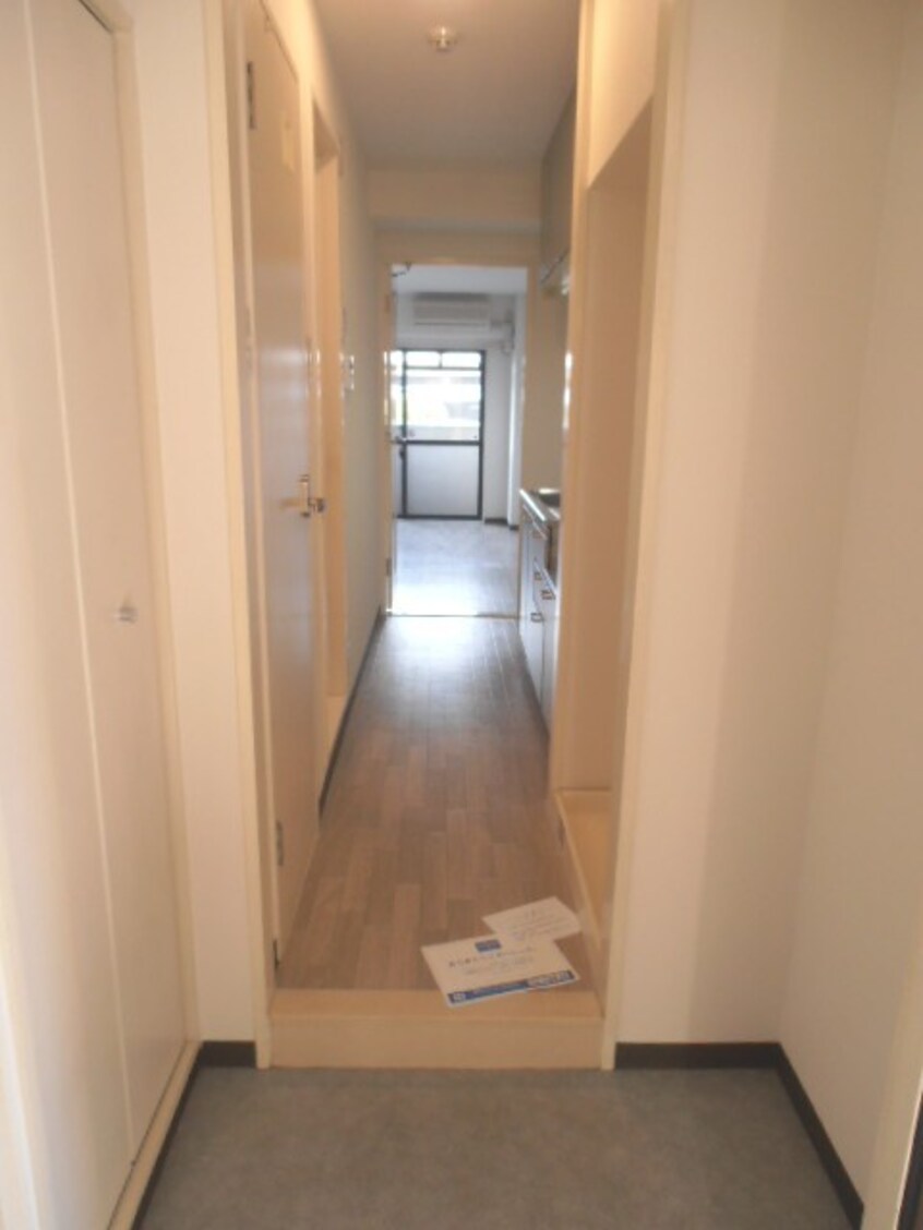 廊下 カデンツァＫ