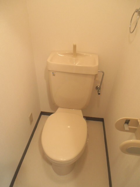 トイレ カデンツァＫ