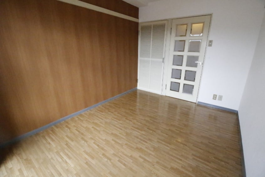 居室 エバグリーンヴィラ堀川