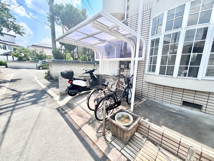 駐輪場 ドミシル乾