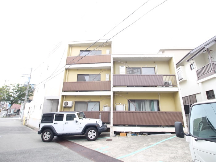 外観写真 シャトル岩園