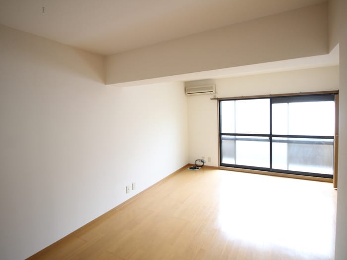 居室 シャトル岩園