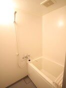 バス／シャワールーム等 シャトル岩園