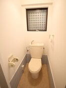 トイレ シャトル岩園