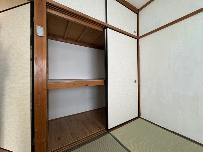 収納 向日市森本町上森本貸家