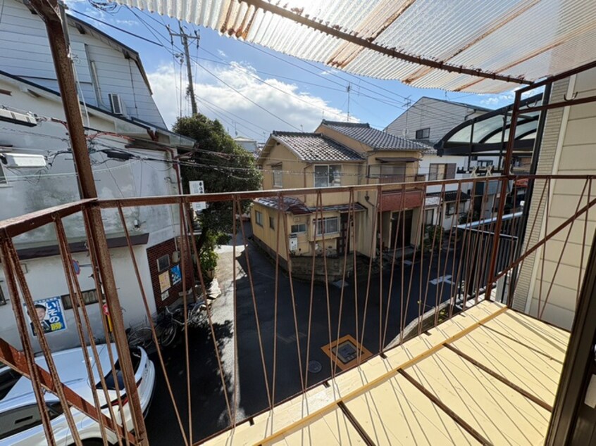 室内からの展望 向日市森本町上森本貸家