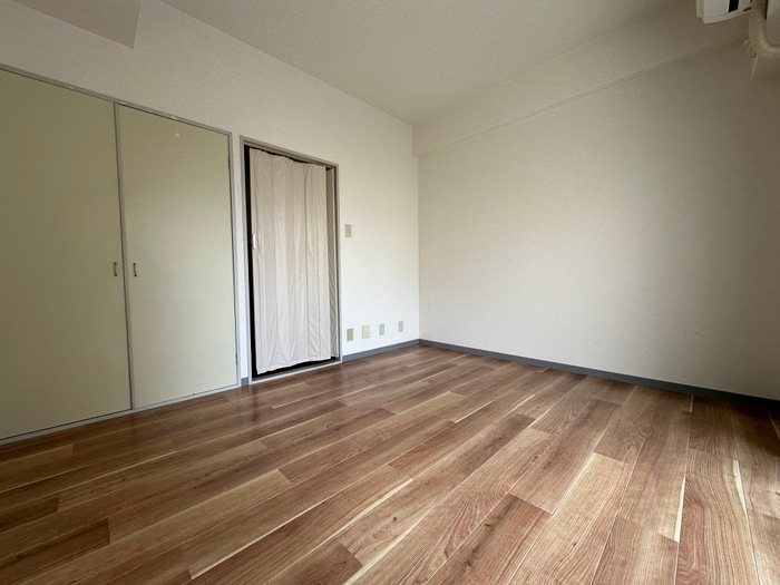 居室 フェニックス水尾