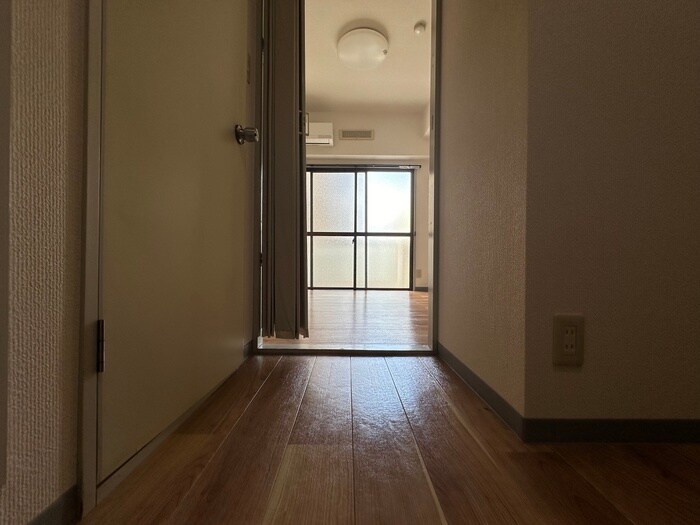 廊下 フェニックス水尾