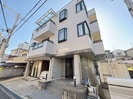 フラワーマンションの外観