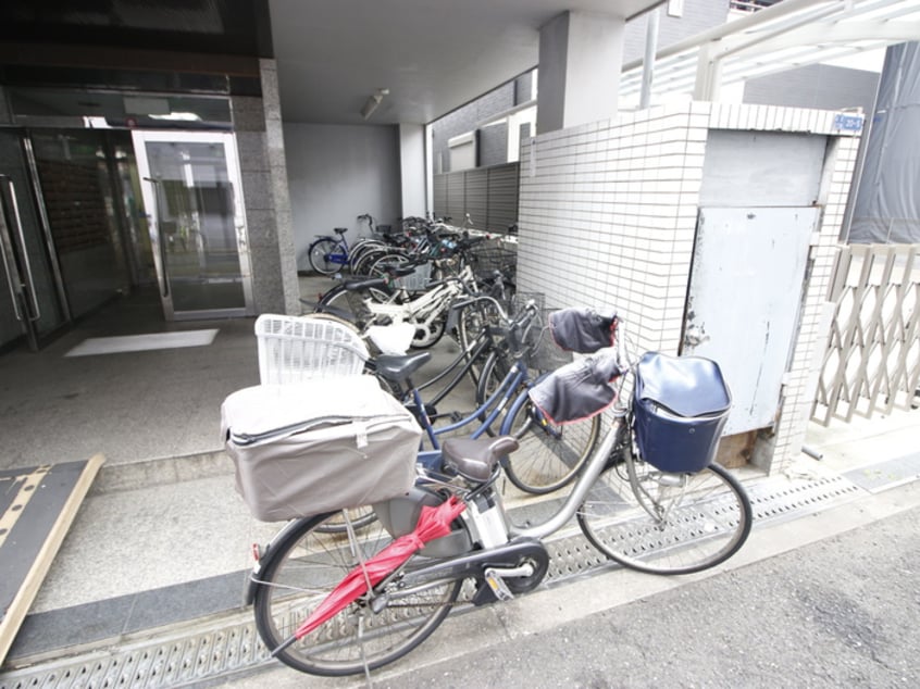 駐輪場 エム・エス・エイ山王