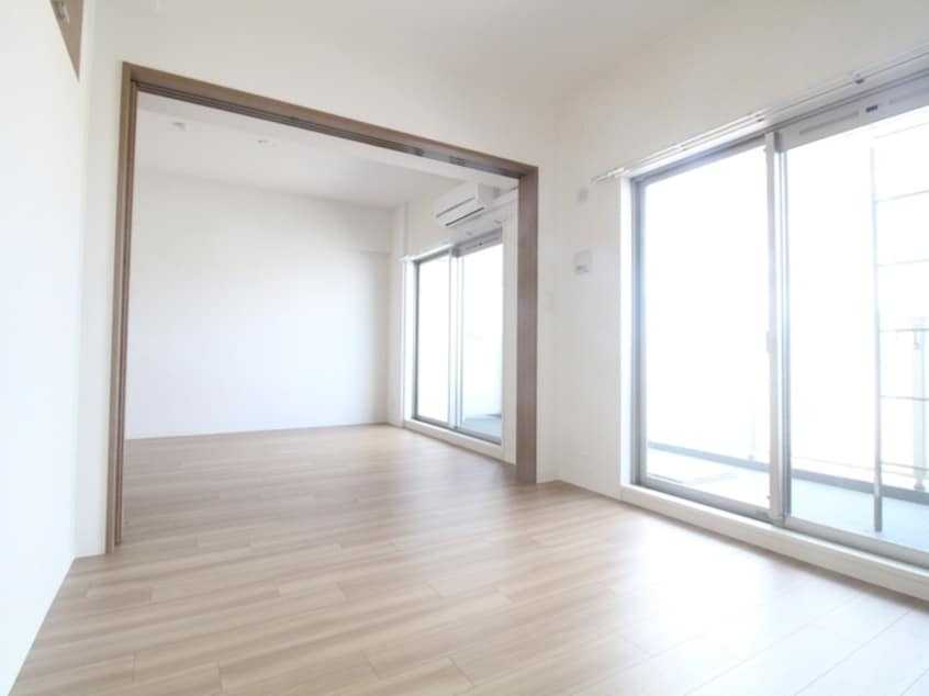 居室 ﾌﾟﾚｻﾝｽ三宮東ﾌｨｰﾙ（1305）