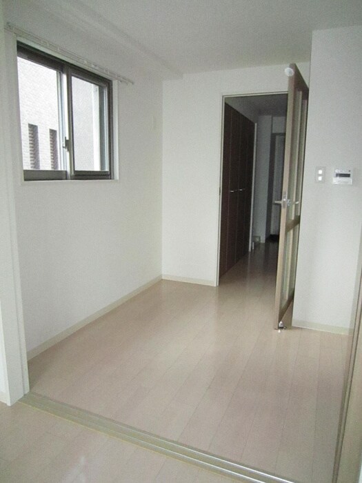 居室 レン元町駅前