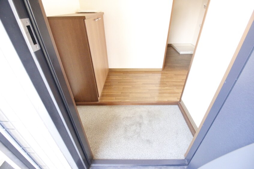 玄関 長尾ハイツ