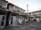 楠葉中町借家の外観