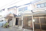 太秦土本町16-6貸家