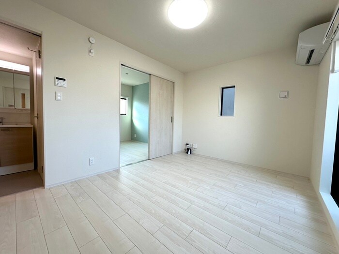 居室 エディフィッシオ椥辻