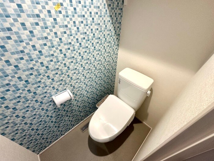 トイレ エディフィッシオ椥辻