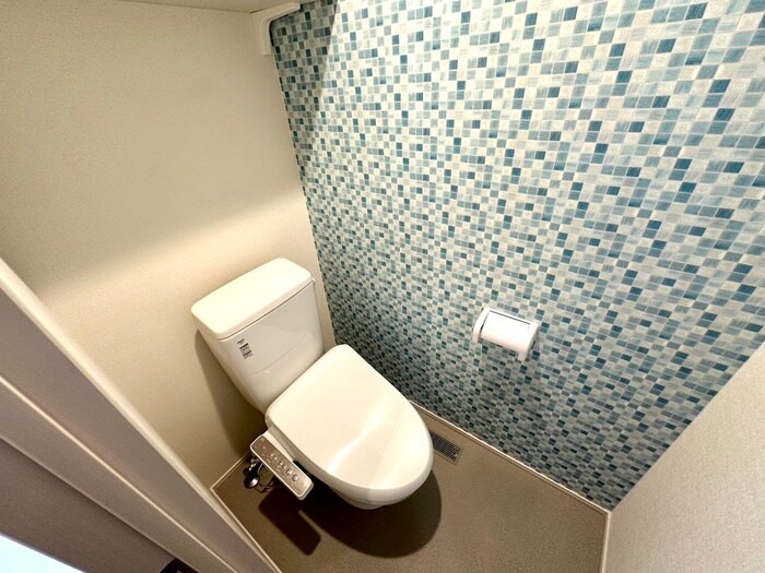 トイレ エディフィッシオ椥辻