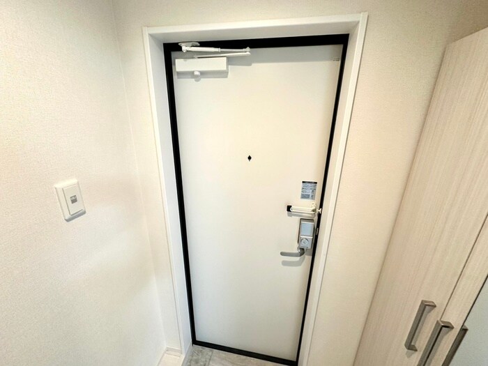 玄関 エディフィッシオ椥辻