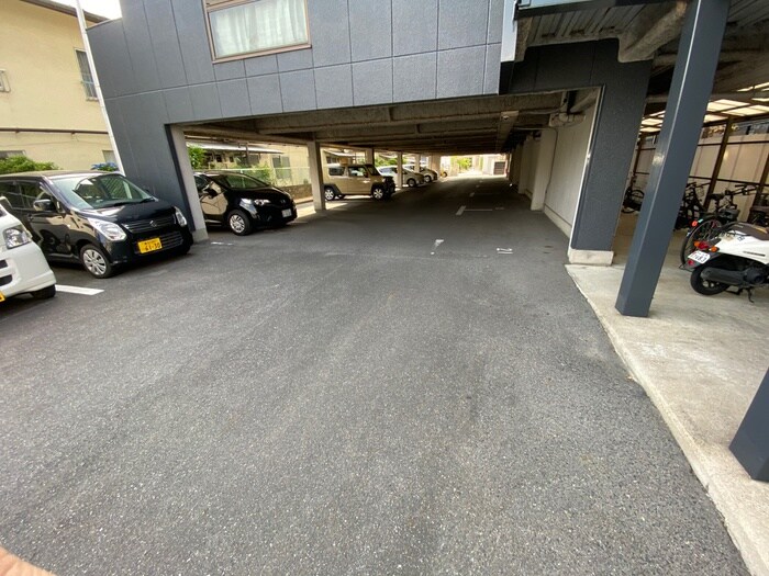 駐車場 ル・アージュ草津