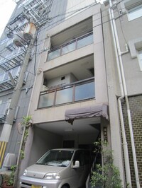 椹木ビル