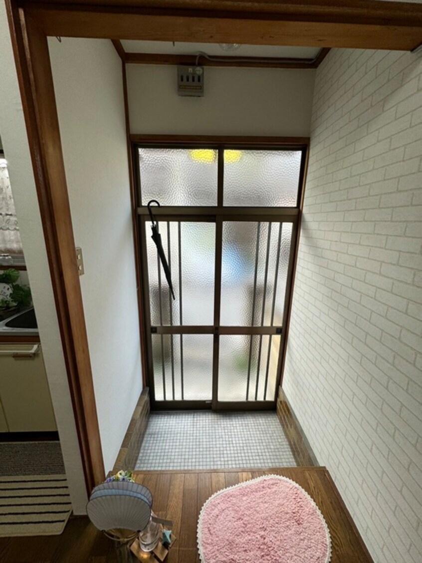 玄関 門真市上野口町46-12テラス