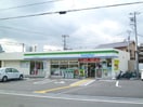 ファミリーマーﾄ(コンビニ)まで742m リバ－サイド藤井寺