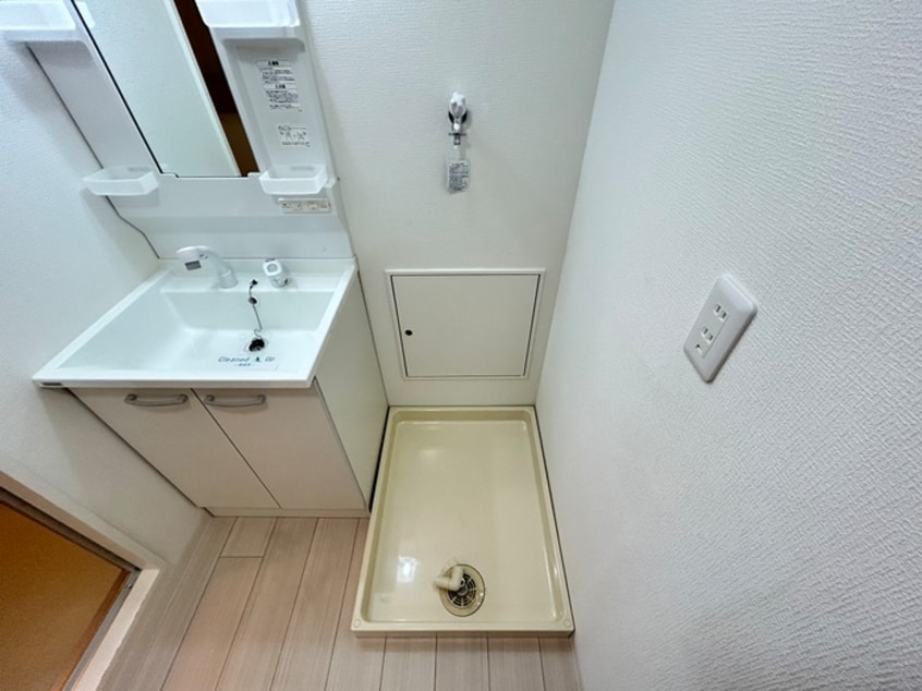 洗濯機置場 緑地公園ハウス(205)