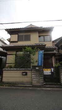 芝生町4丁目貸家