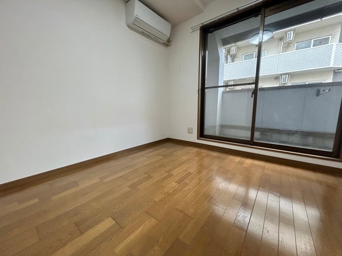 居室 ウィング司