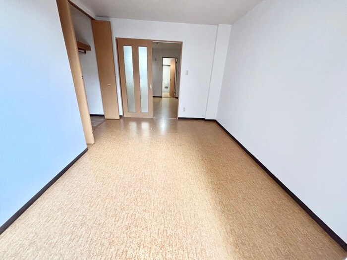 居室 ファミ－ユ菊水