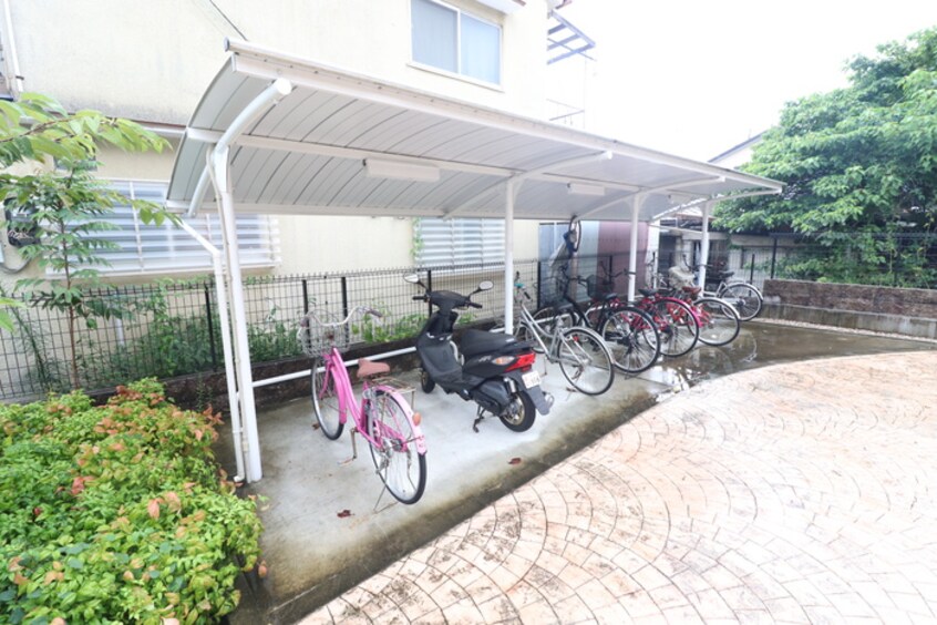 駐輪場 ブライトハウス瀬田Ａ棟