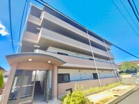 ファミーユ奥畑