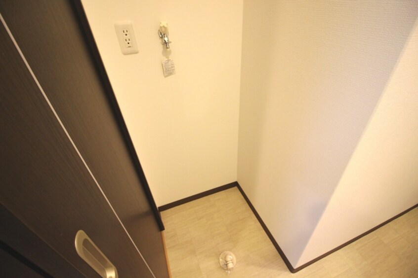 洗濯機置場 フジパレス田辺EAST