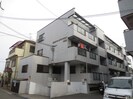 郡家シャトルマンションⅢの外観